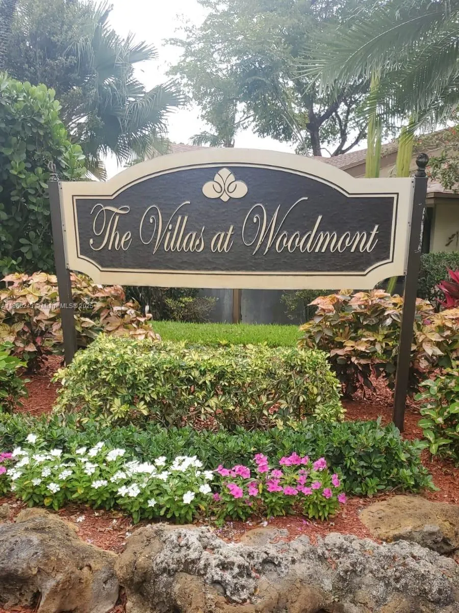 8091 Royal Palm Cir, #65
