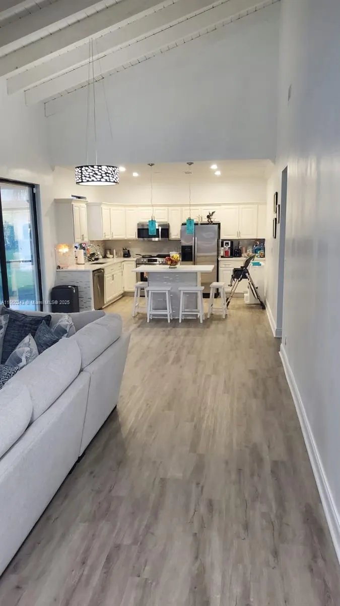 8091 Royal Palm Cir, #65