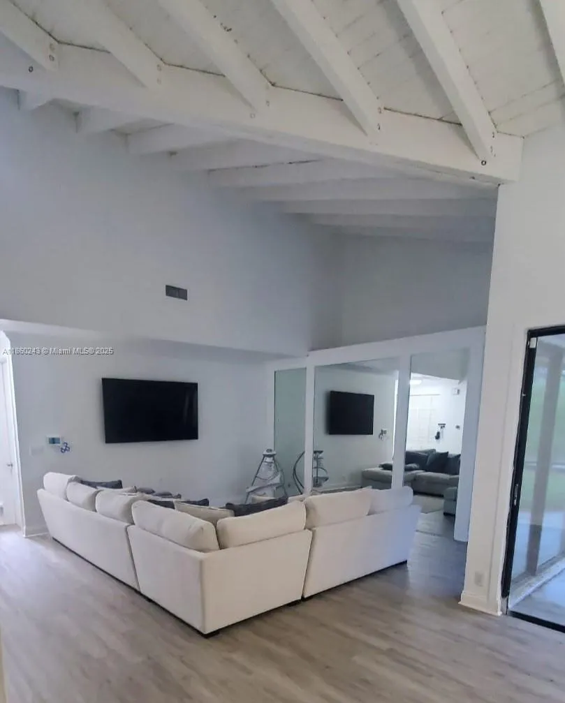 8091 Royal Palm Cir, #65