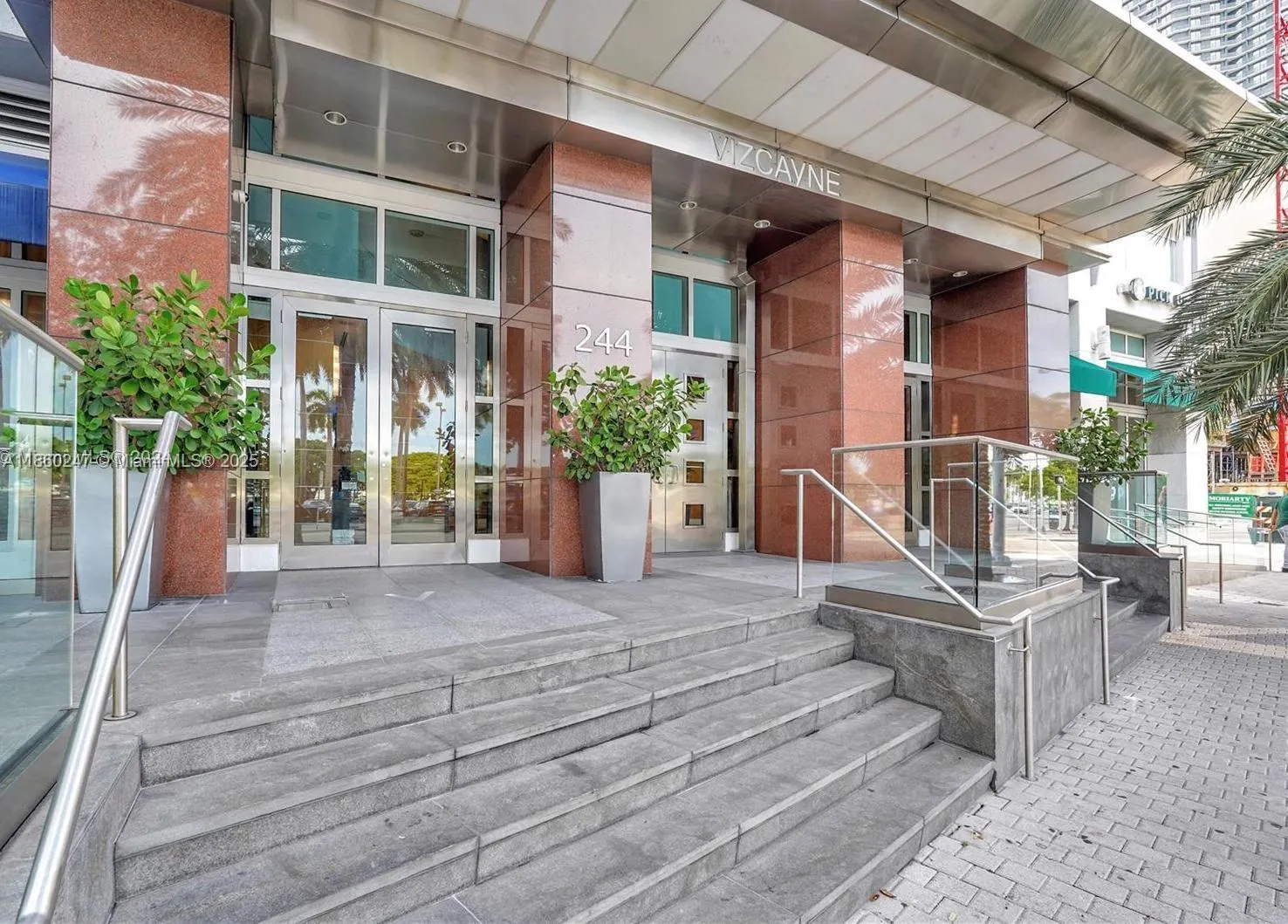 244 Biscayne Blvd, #440