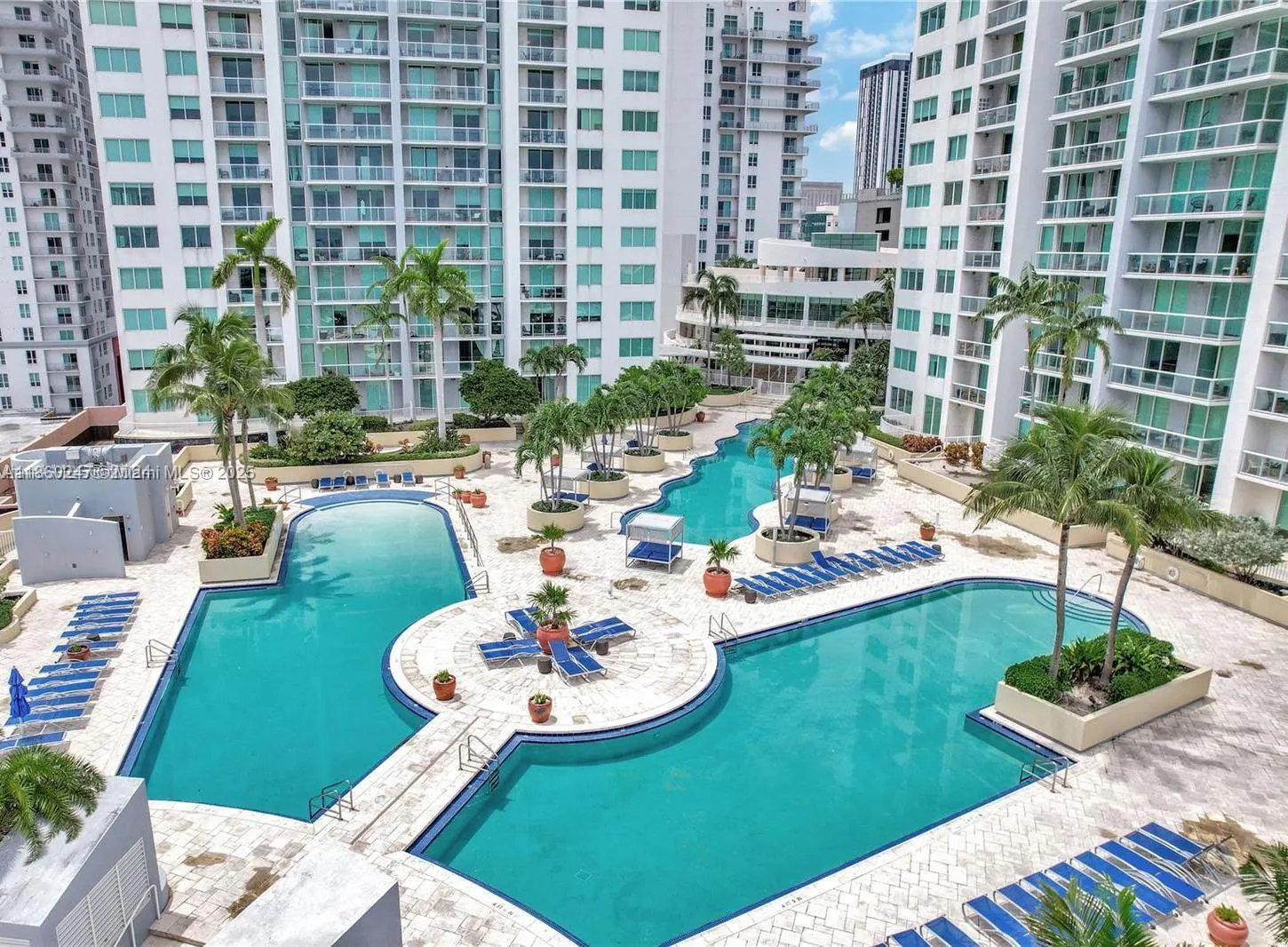 244 Biscayne Blvd, #440