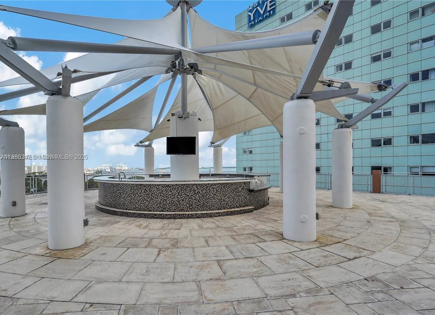244 Biscayne Blvd, #440