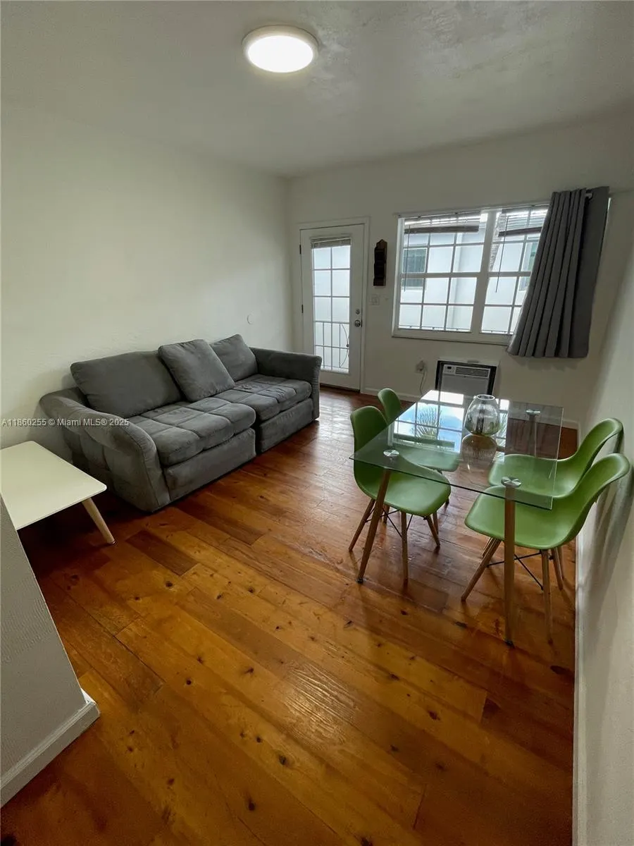 1611 West Ave, #12A