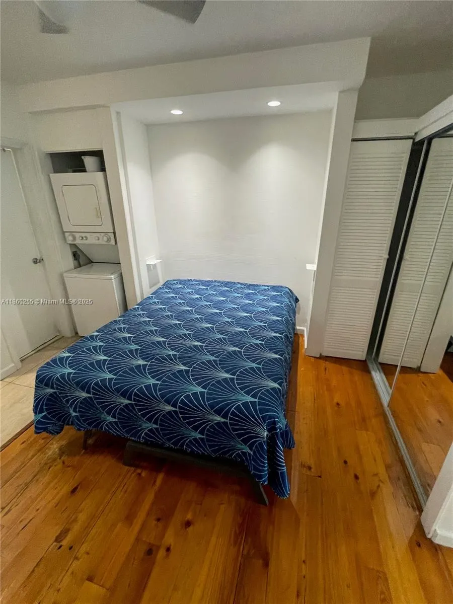 1611 West Ave, #12A