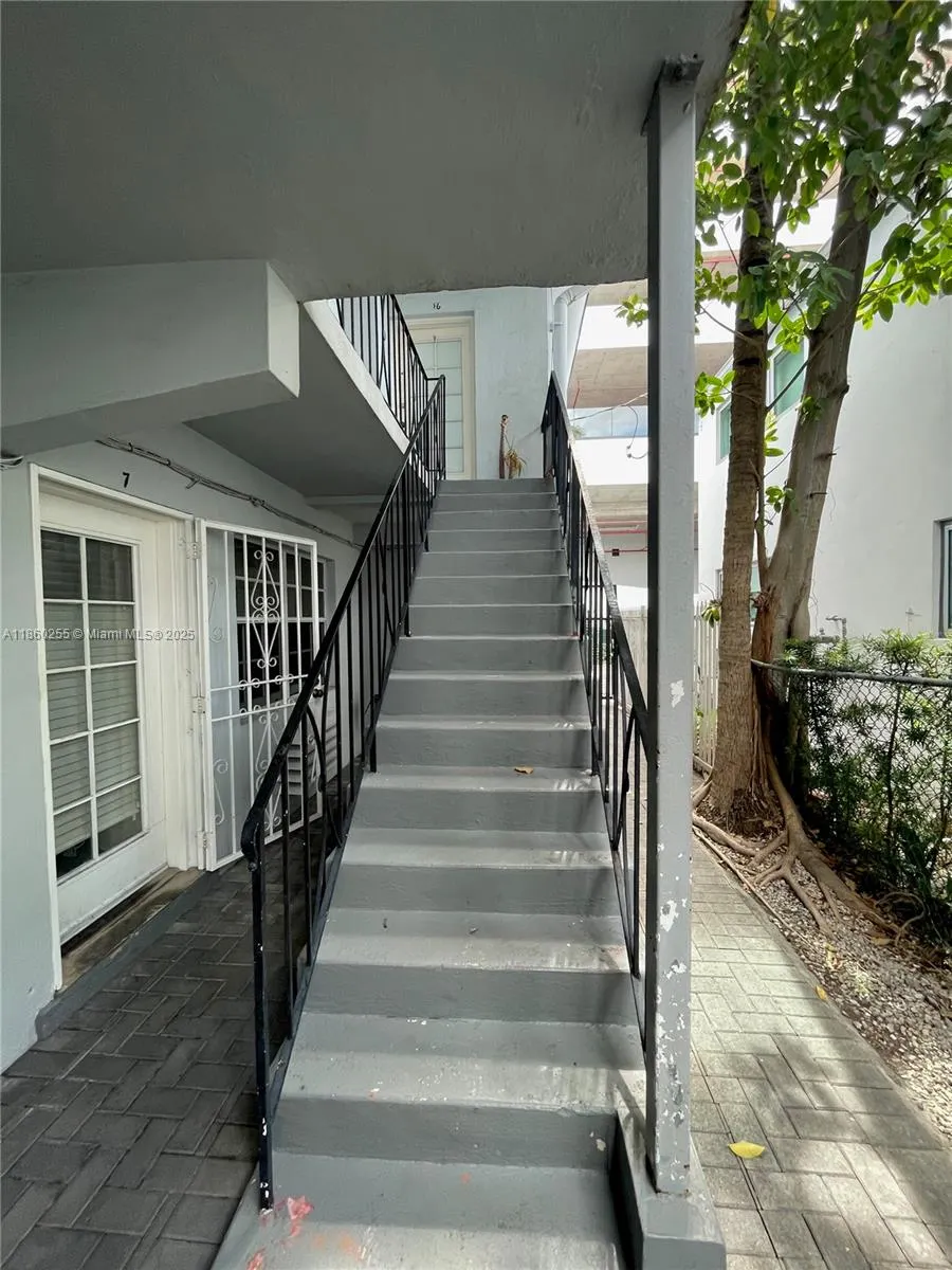 1611 West Ave, #12A