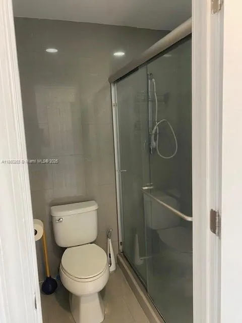 215 SE 3rd Ave, #305A