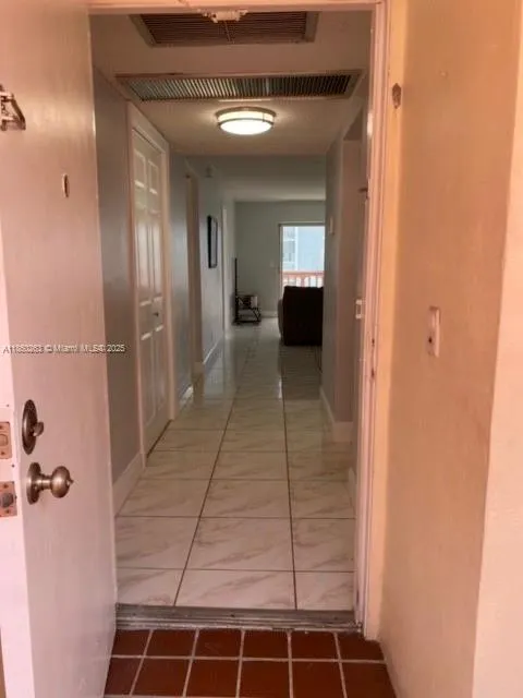 215 SE 3rd Ave, #305A