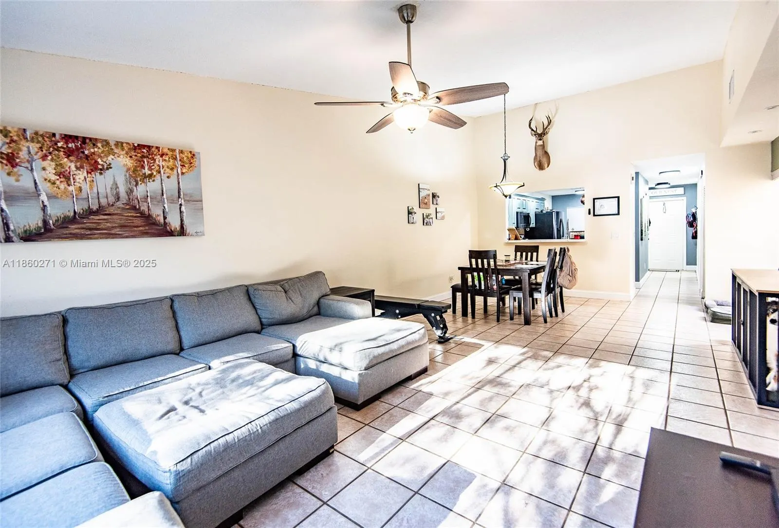 895 SW 120th Way