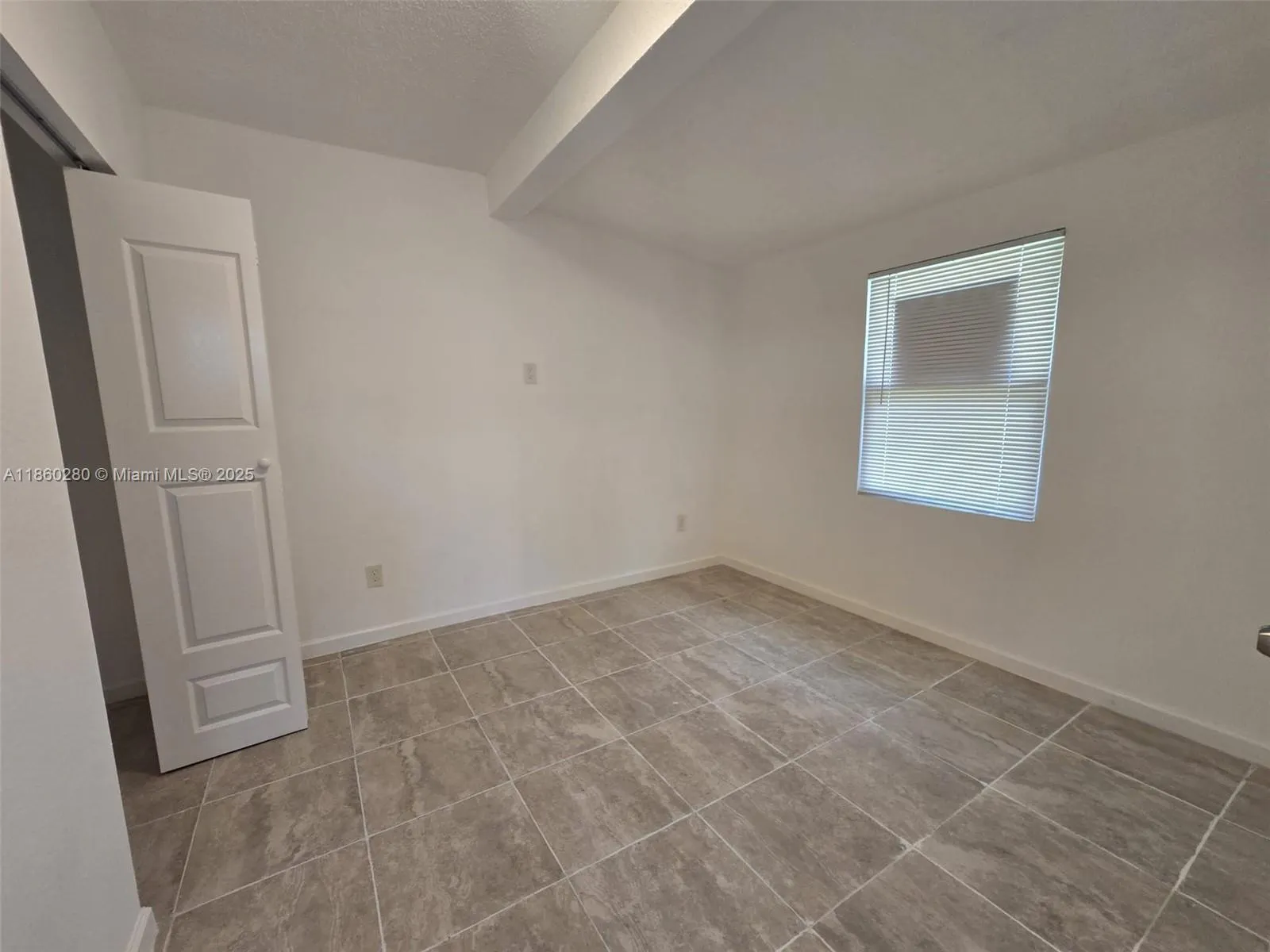 1437 NW 70th St