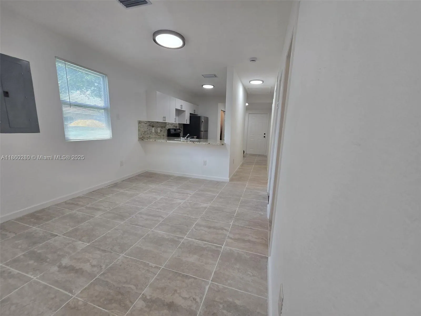 1437 NW 70th St