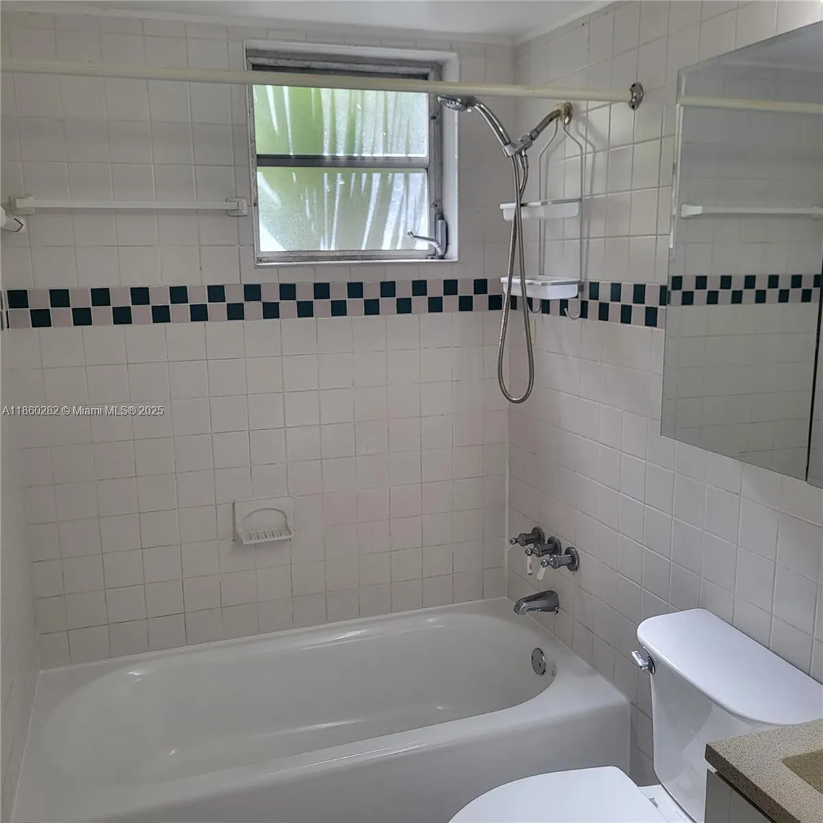 677 SW 9th Ave, #212