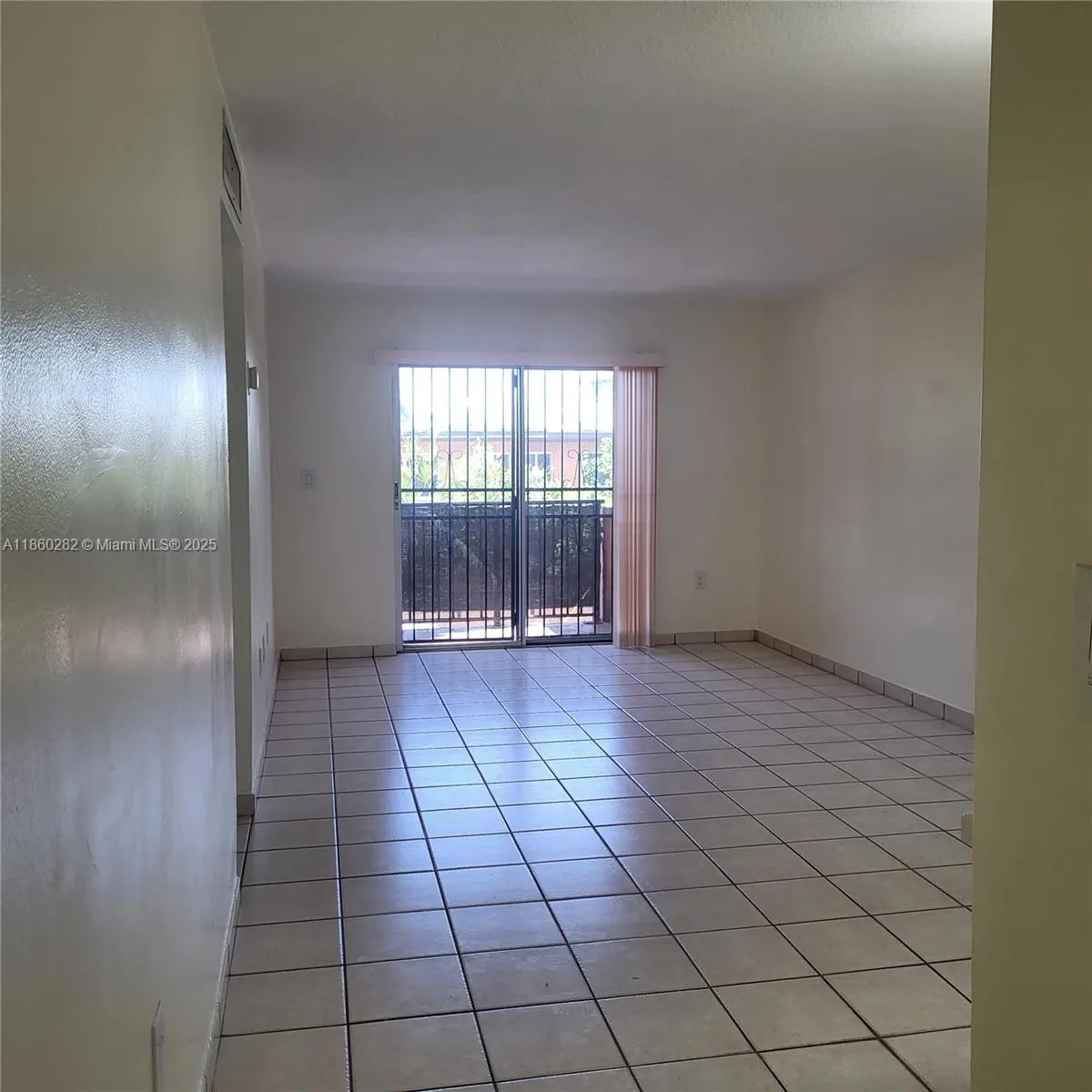 677 SW 9th Ave, #212