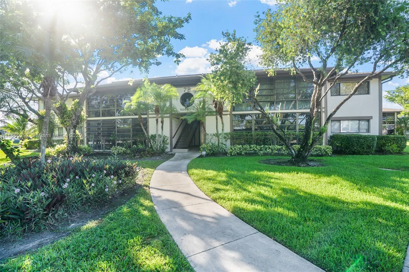 9606 W Mcnab Rd, #202