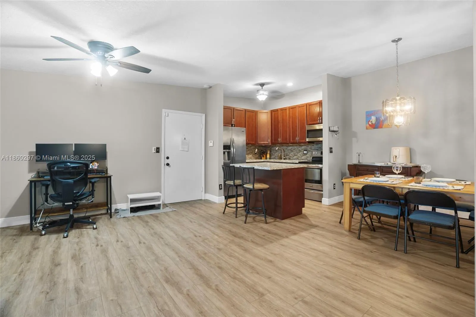 9606 W Mcnab Rd, #202