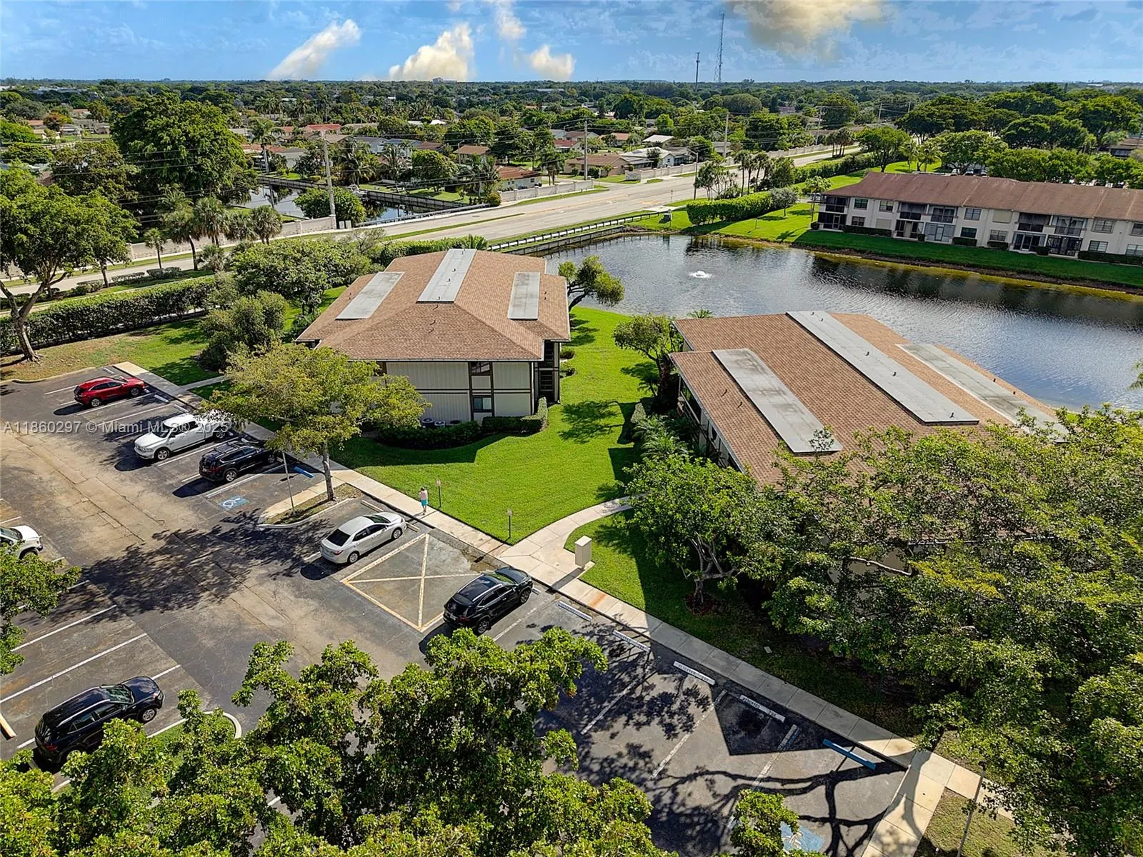 9606 W Mcnab Rd, #202