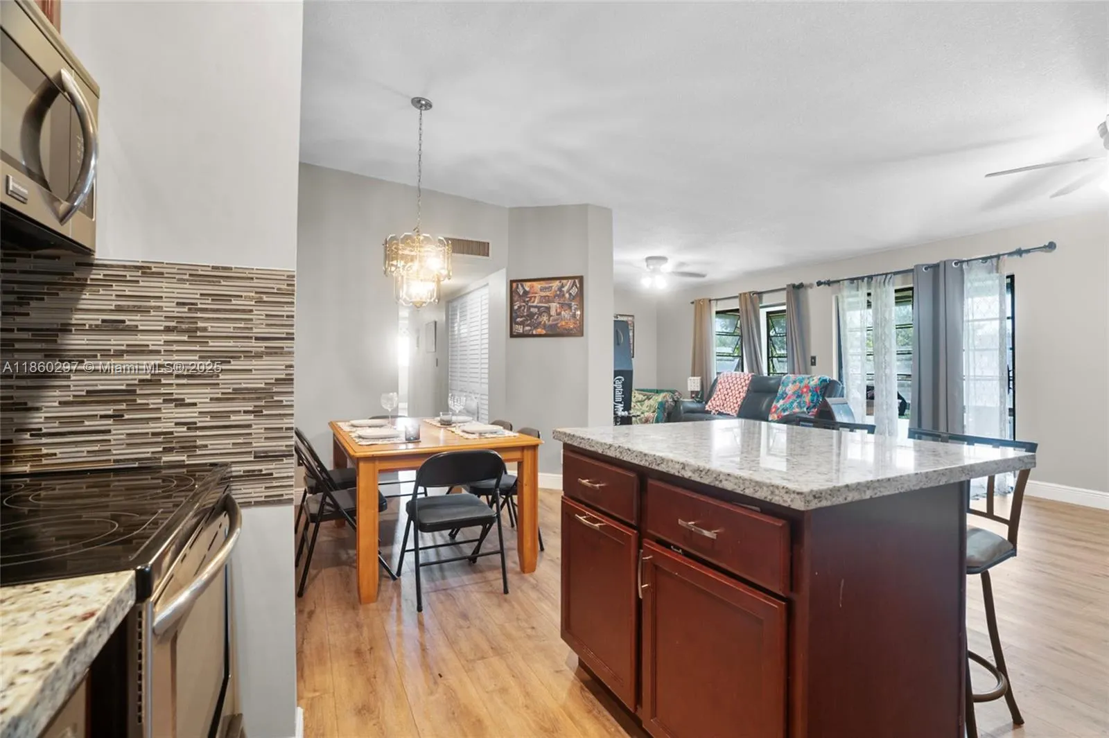 9606 W Mcnab Rd, #202