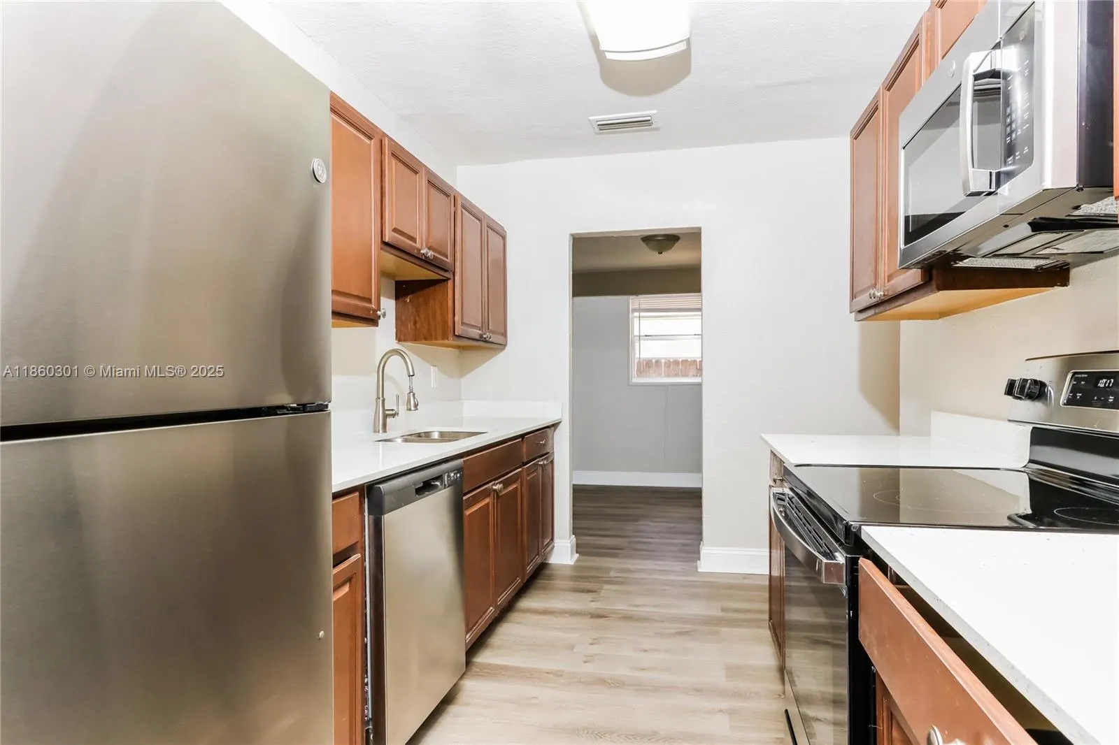 108 N 13th St, #0
