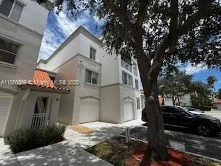 11030 Legacy Dr, #302