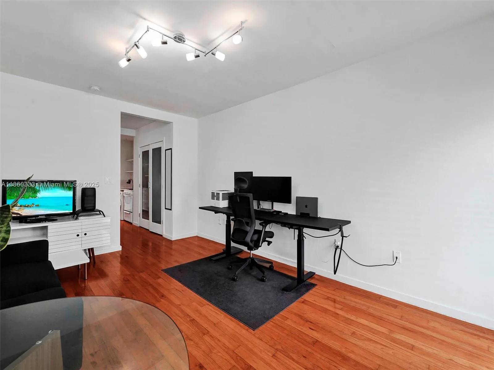 745 13th St, #14