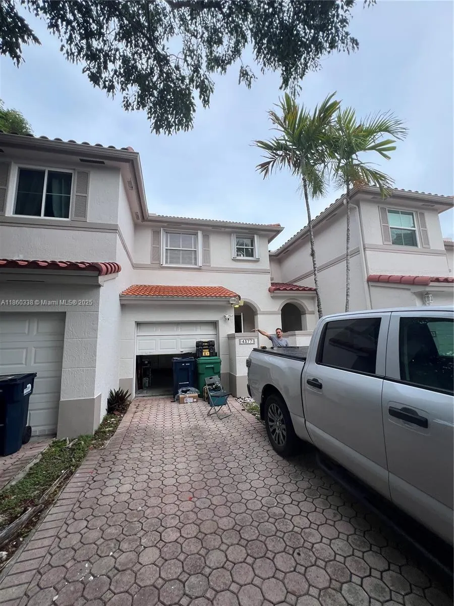 4377 NW 110th Ave