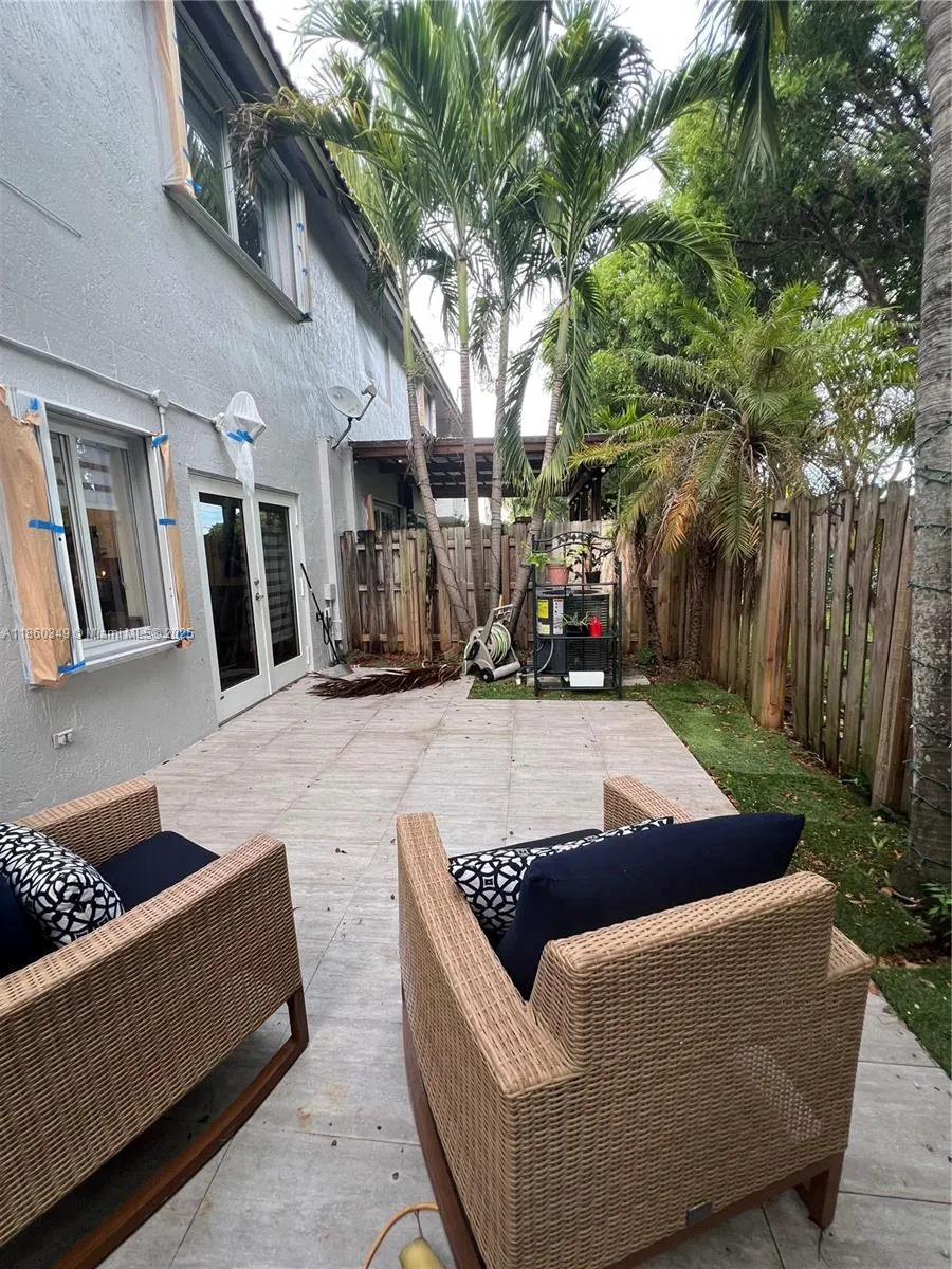 11612 NW 50th Ter