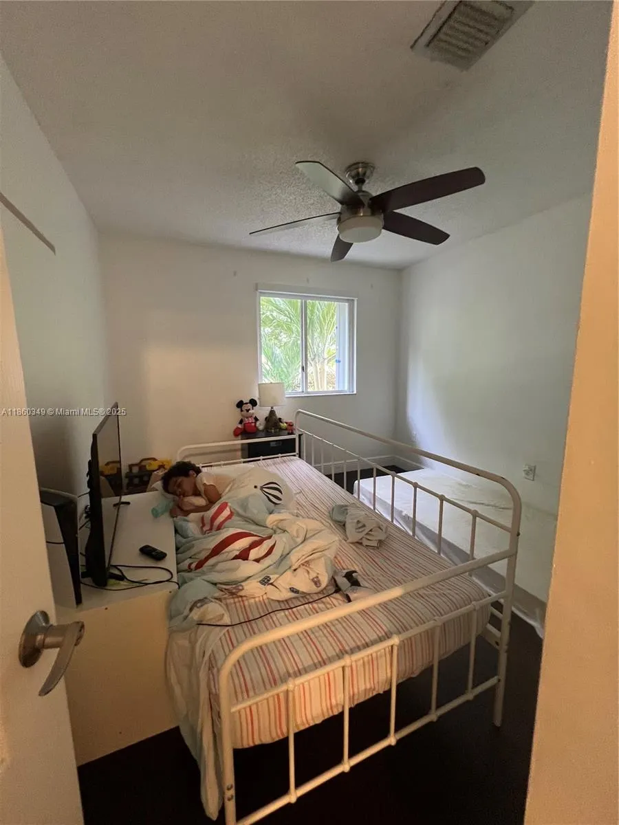 11612 NW 50th Ter