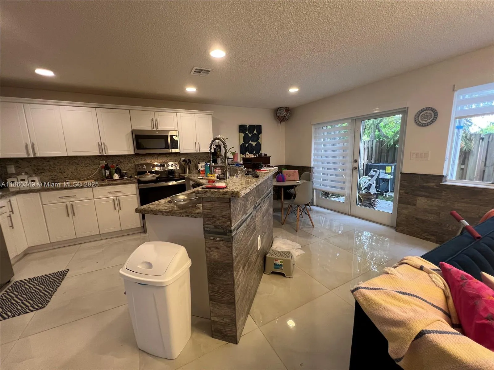 11612 NW 50th Ter