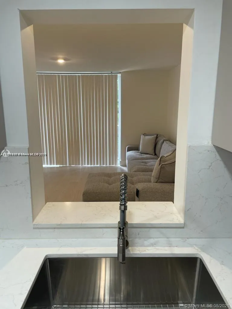 1720 NW N River Dr, #503