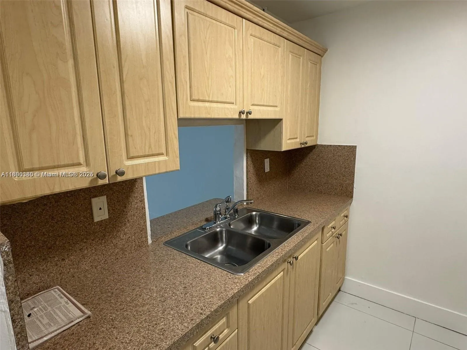 5505 NW 7th St, #W112
