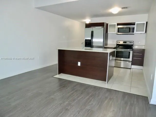 1900 N Bayshore Dr, #4703