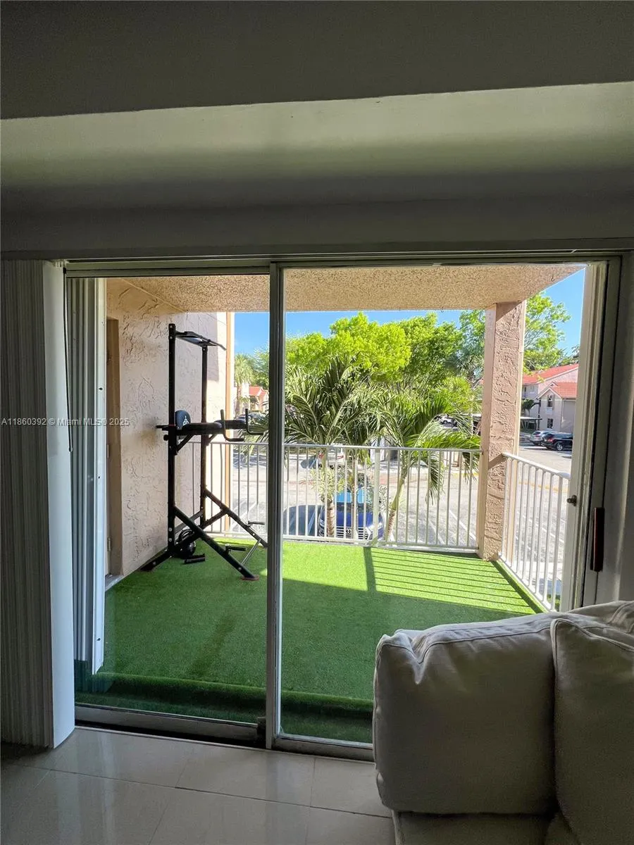 15821 SW 104th Ter, #203