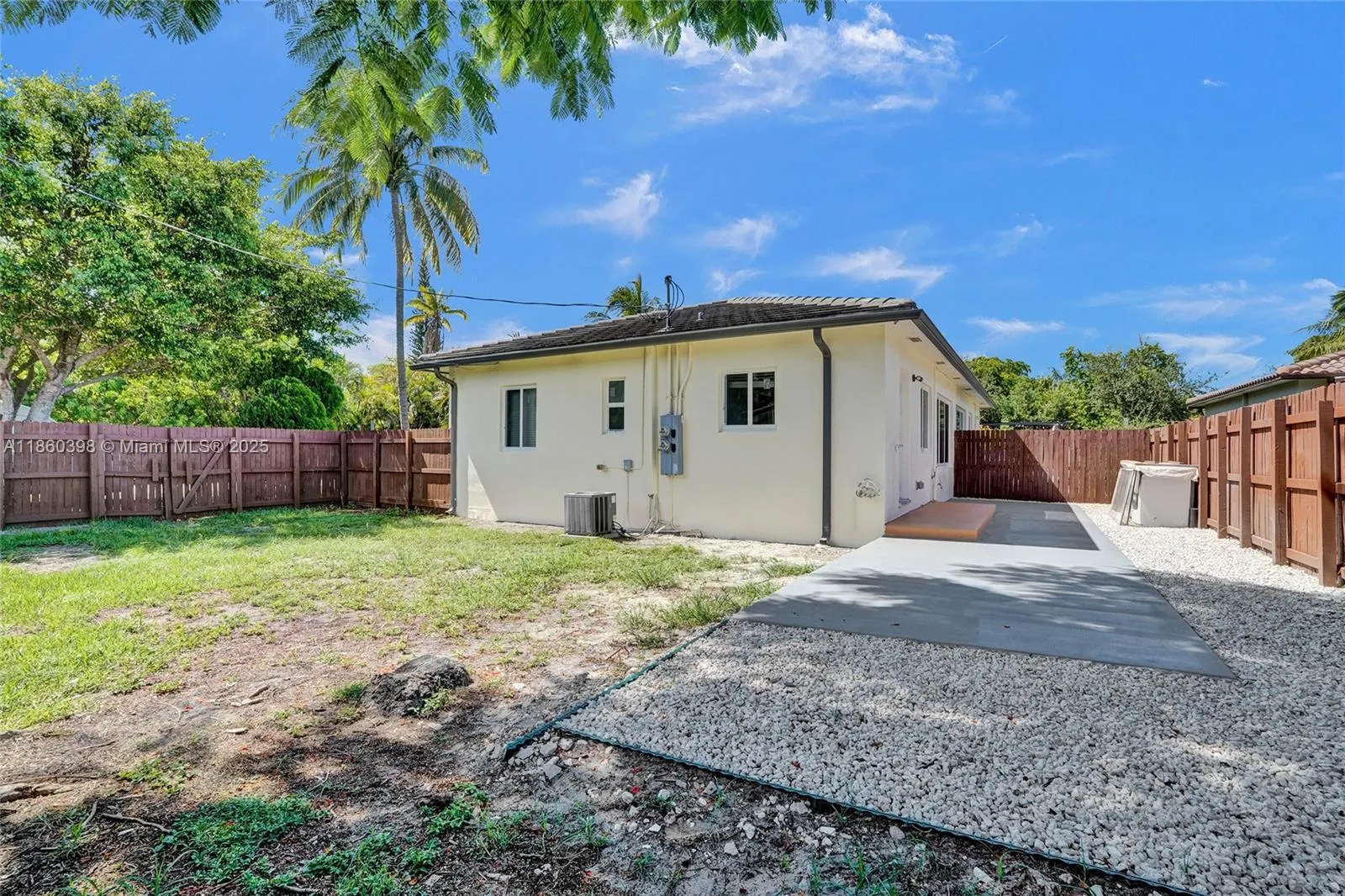 12055 NE 9th Ave, #2