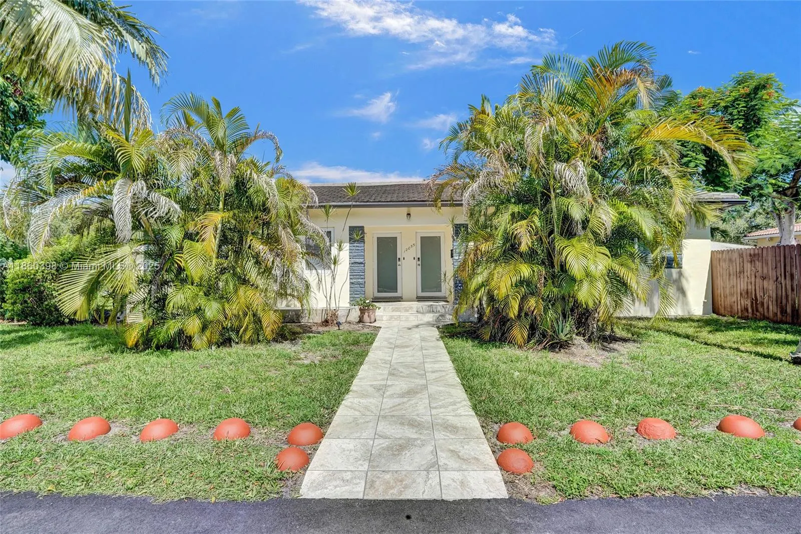 12055 NE 9th Ave, #2