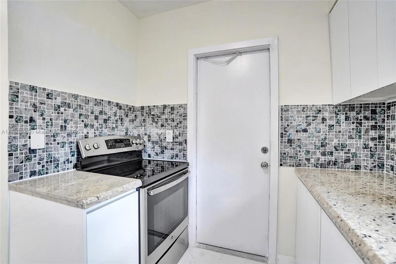 12055 NE 9th Ave, #2