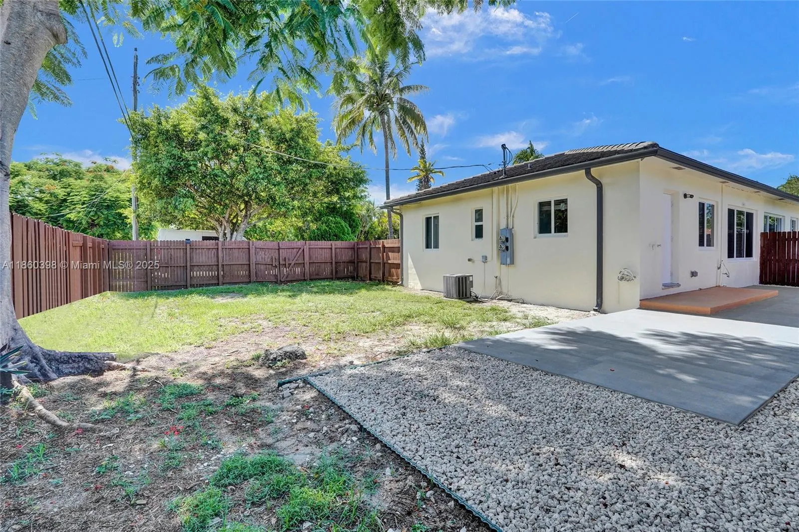 12055 NE 9th Ave, #2
