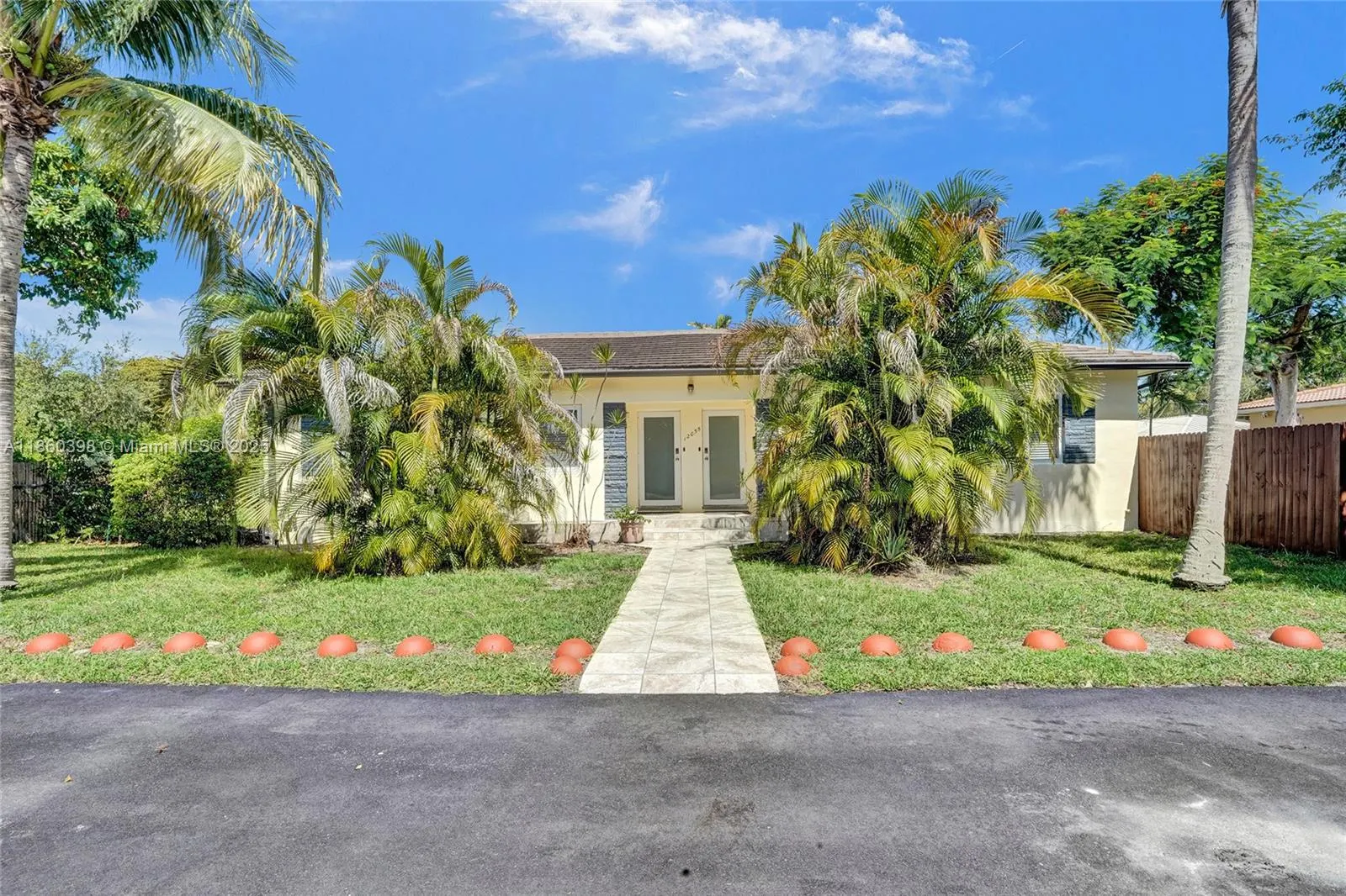 12055 NE 9th Ave, #2