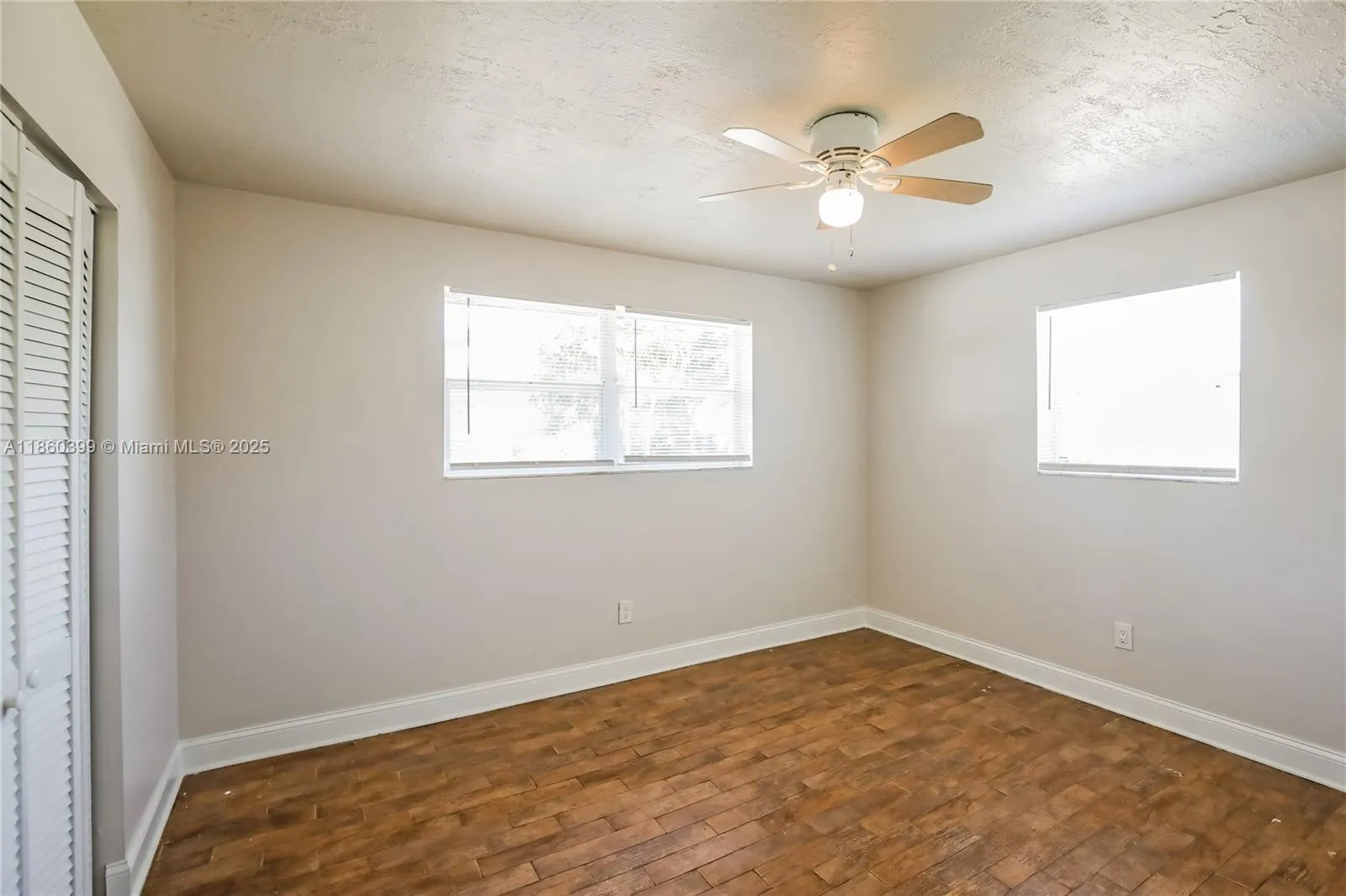 6648 Osborne Dr