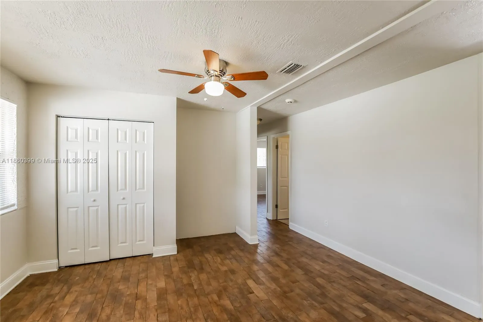 6648 Osborne Dr