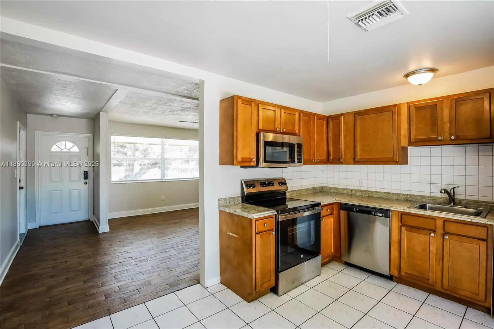 6648 Osborne Dr