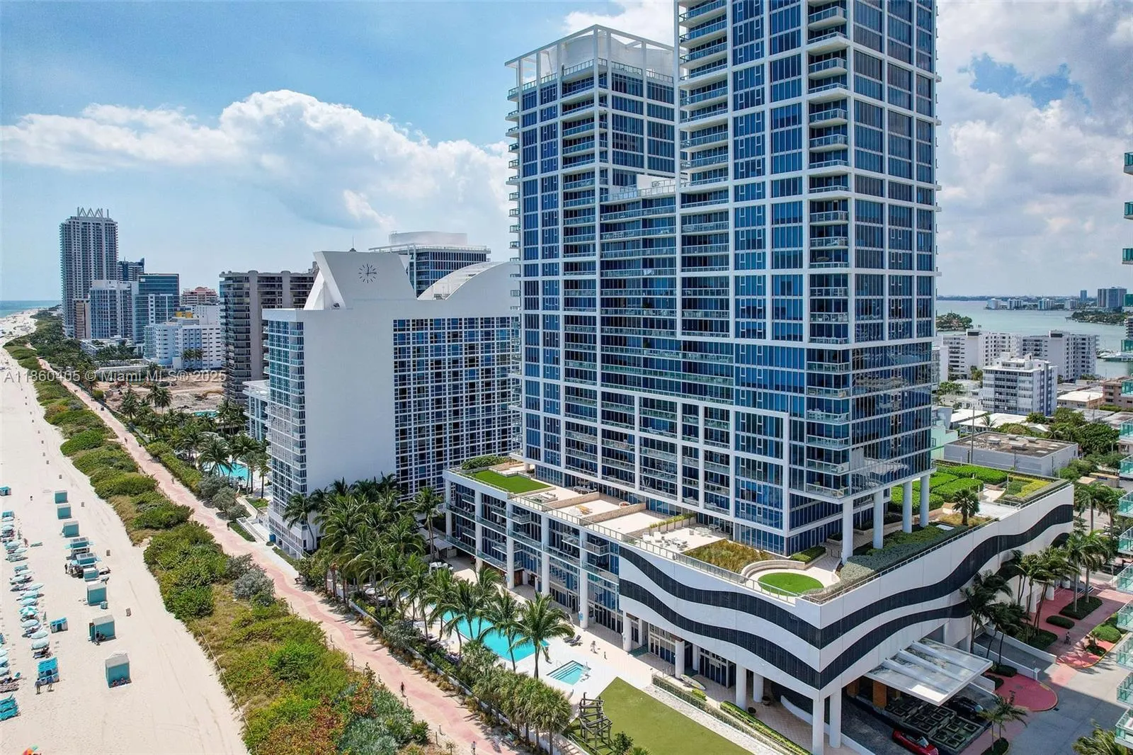 6899 Collins Ave, #1905