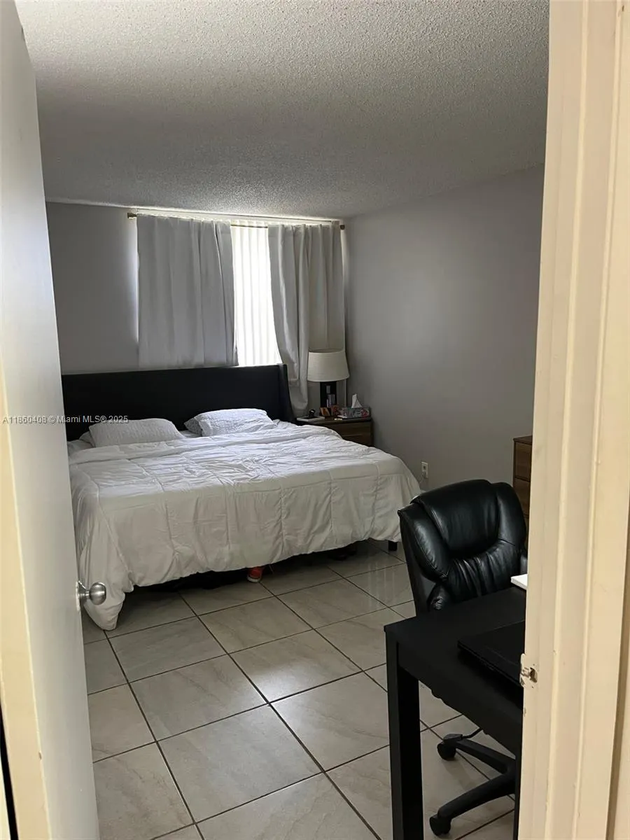 10717 Cleary Blvd, #206