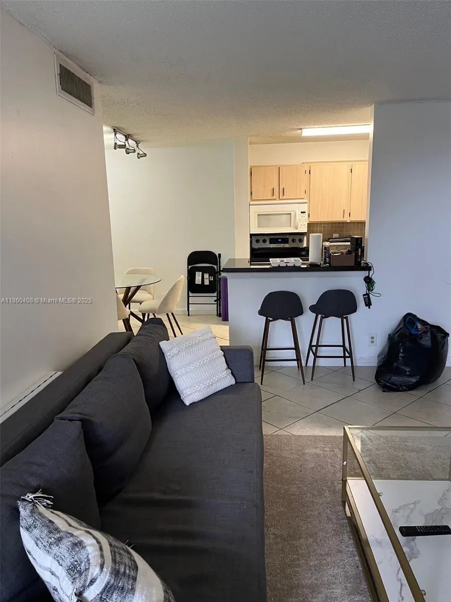10717 Cleary Blvd, #206