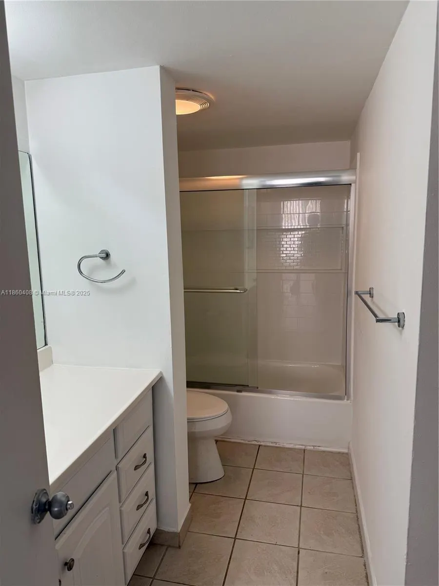 10717 Cleary Blvd, #206