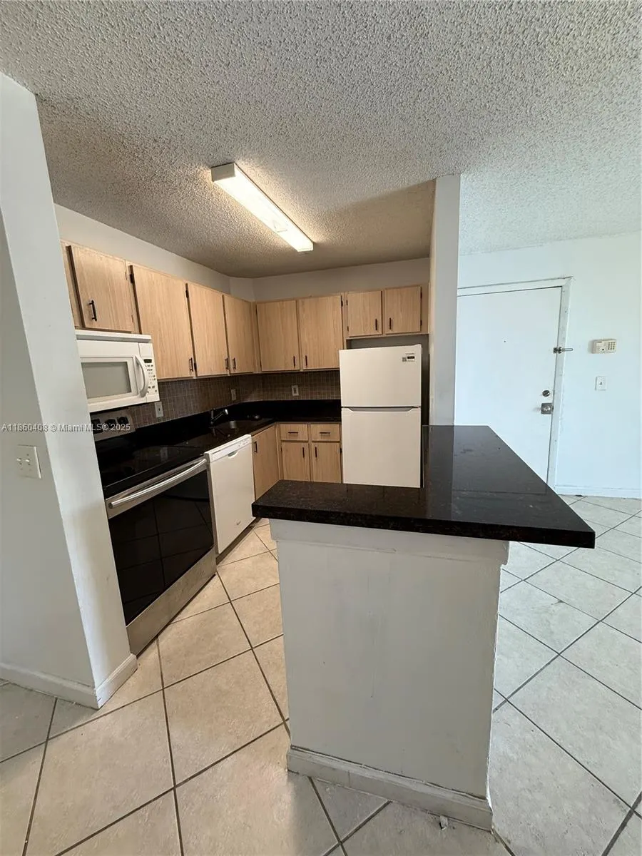 10717 Cleary Blvd, #206