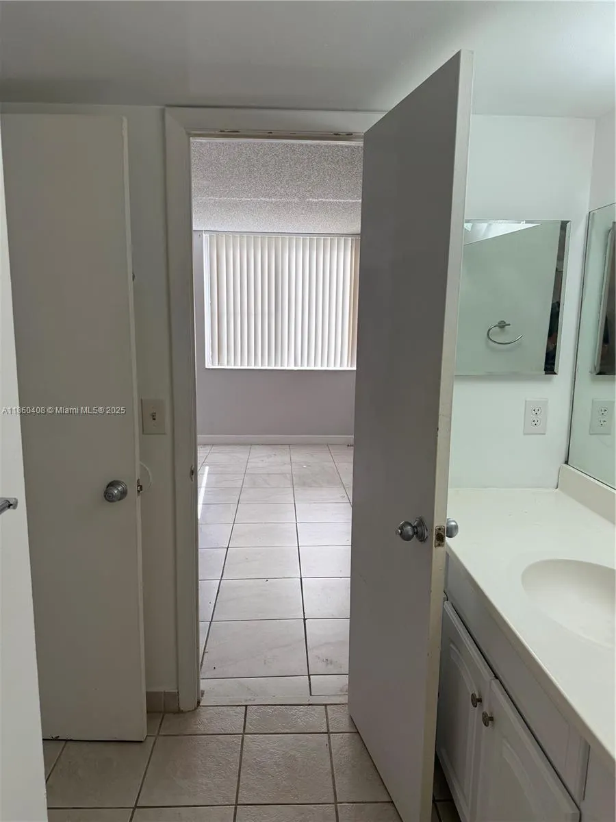 10717 Cleary Blvd, #206