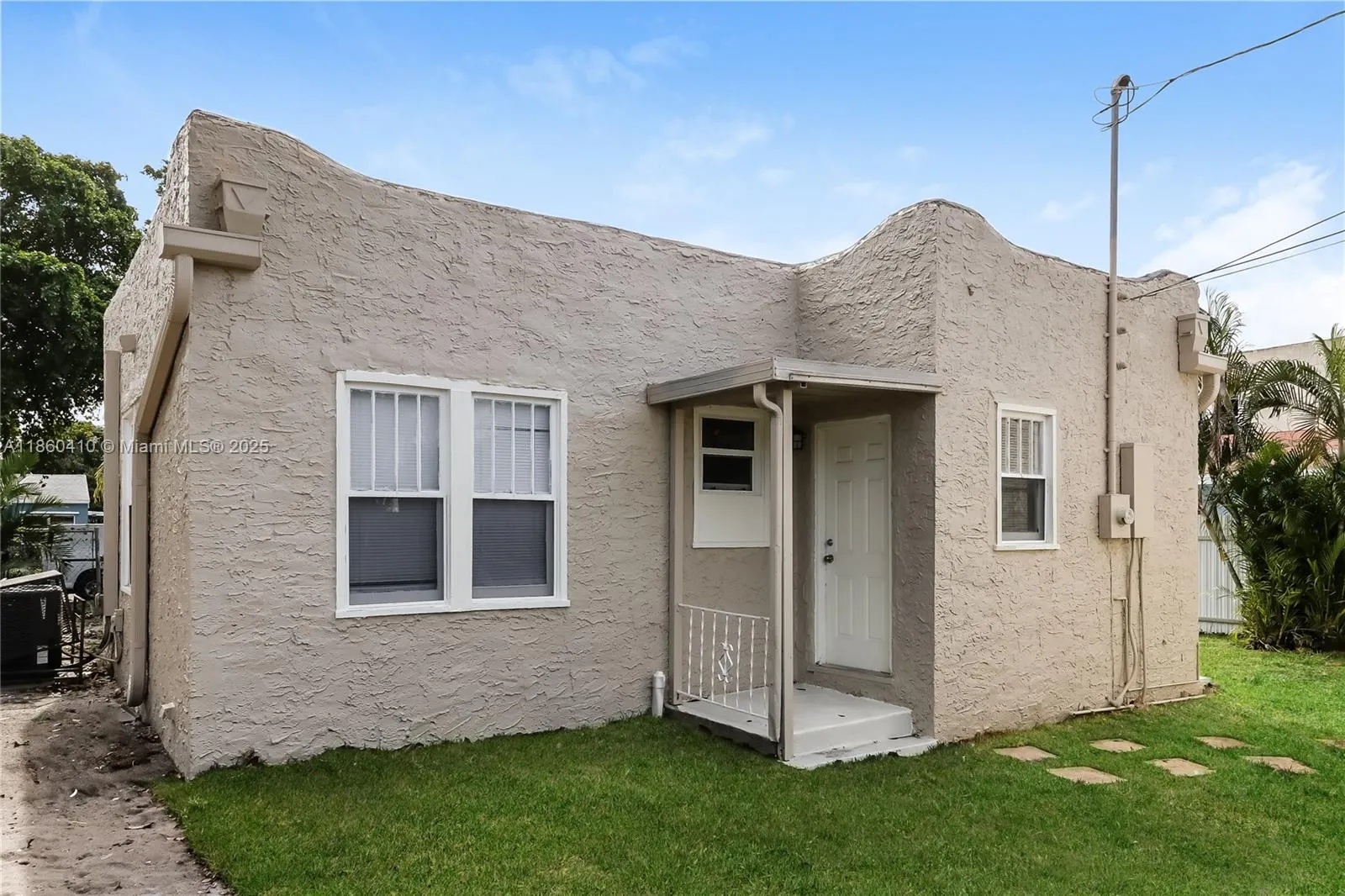 523 Plymouth Rd