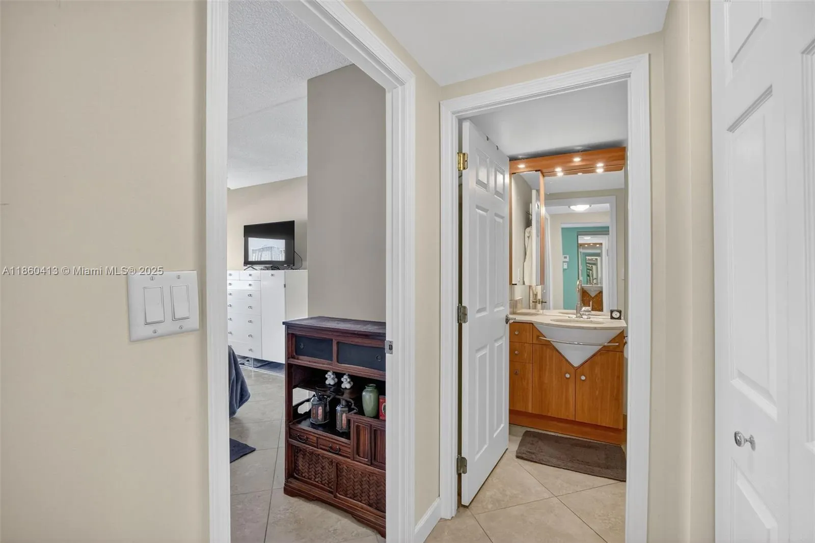 2900 NE 30th St, #K8