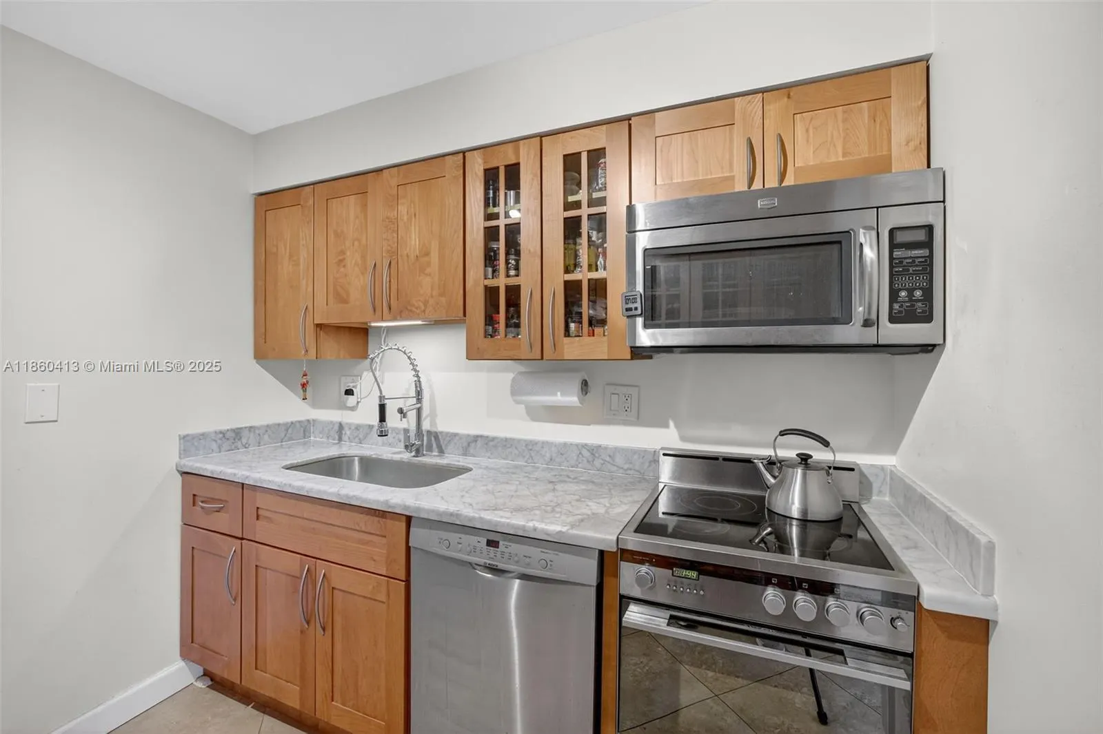 2900 NE 30th St, #K8
