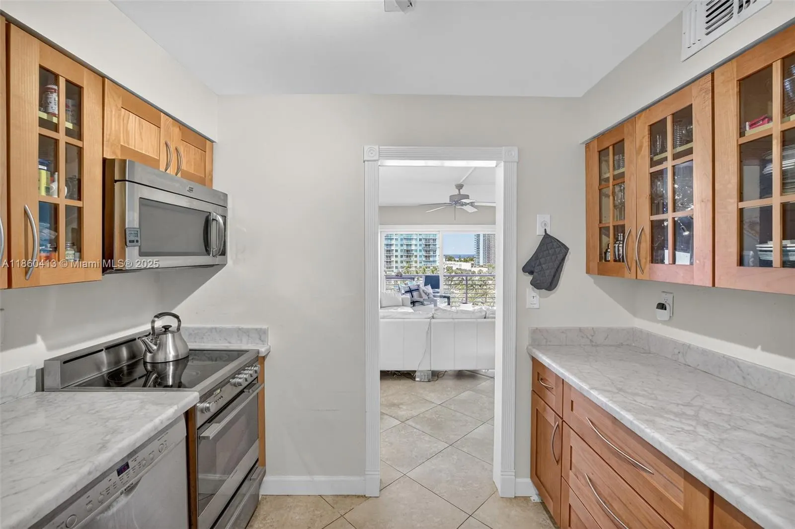 2900 NE 30th St, #K8