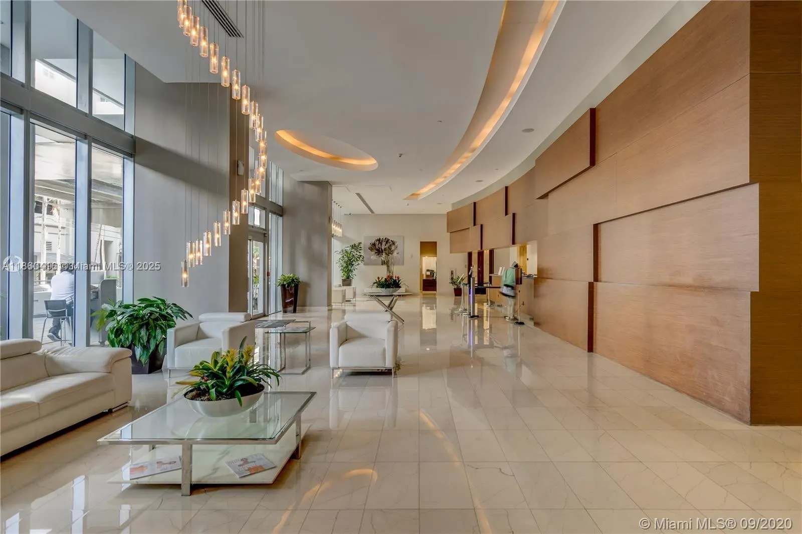 1111 SW 1st Ave, #1914